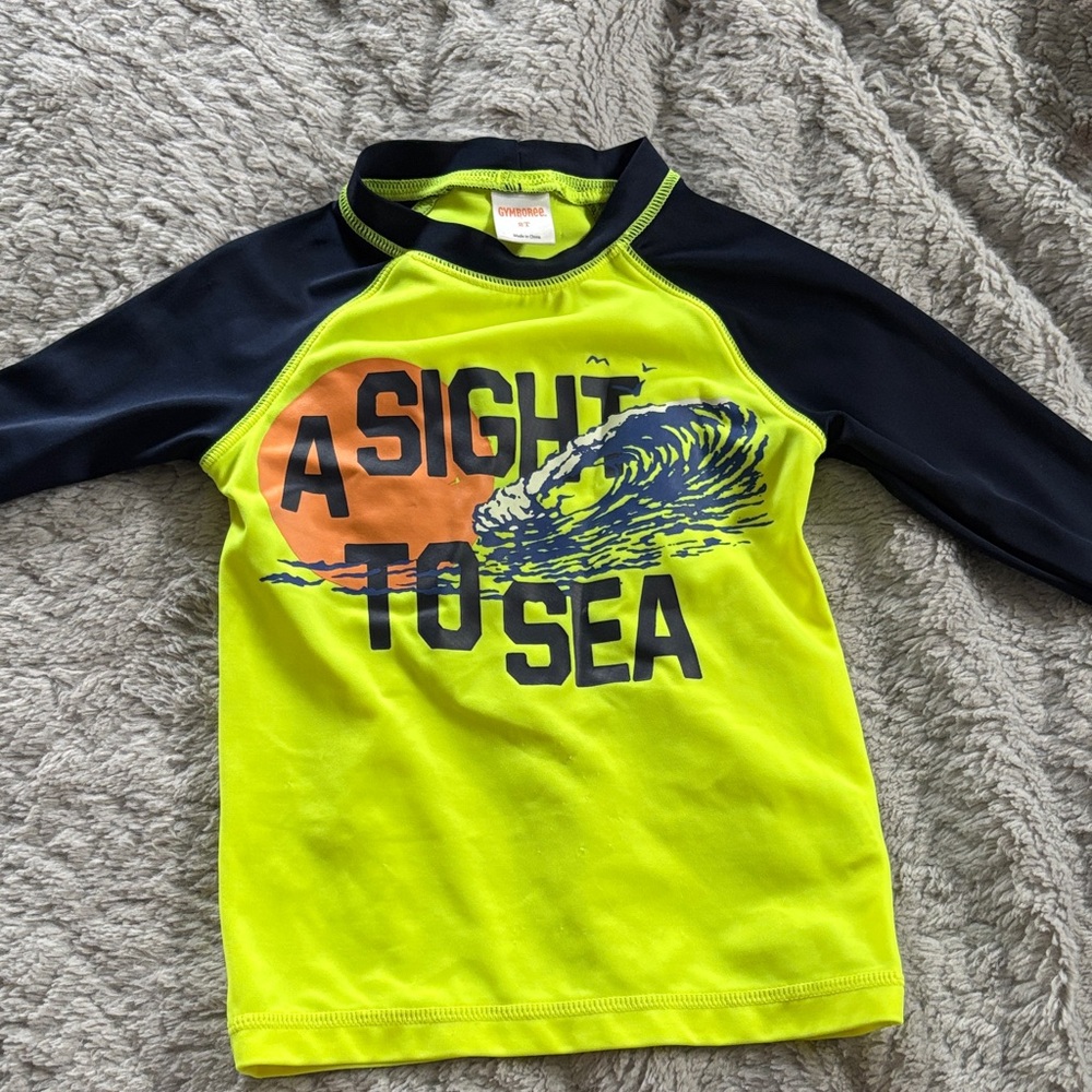 2T boys summer bundle paw patrol, swim trunks, rash guard - Picture 3 of 6